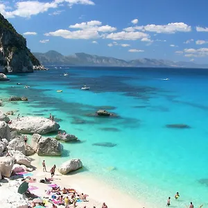 Cozy House Sea View Cala Gonone